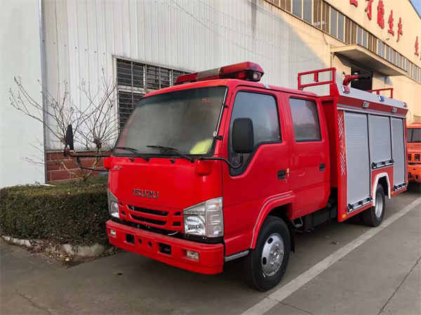 国六庆铃100P双排2吨泡沫消防车